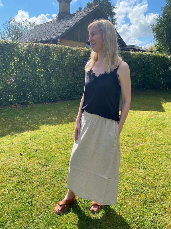 Freequent Lava nederdel – sand