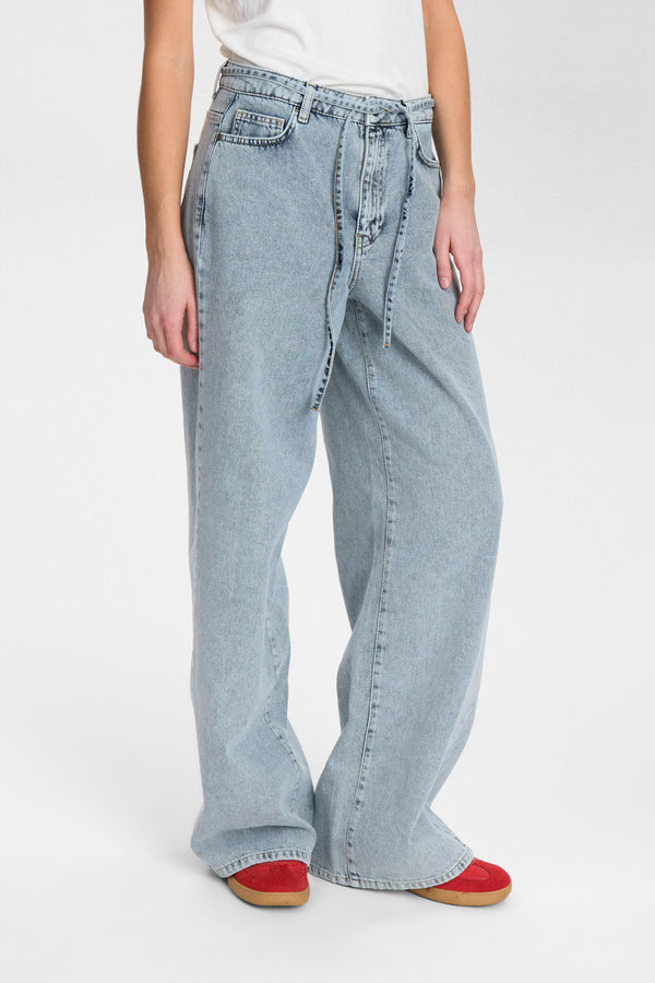 Nümph - NUBROOKLYN Denim Jeans - Blå