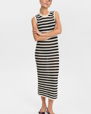 NUVILLIA Kjole - Nümph