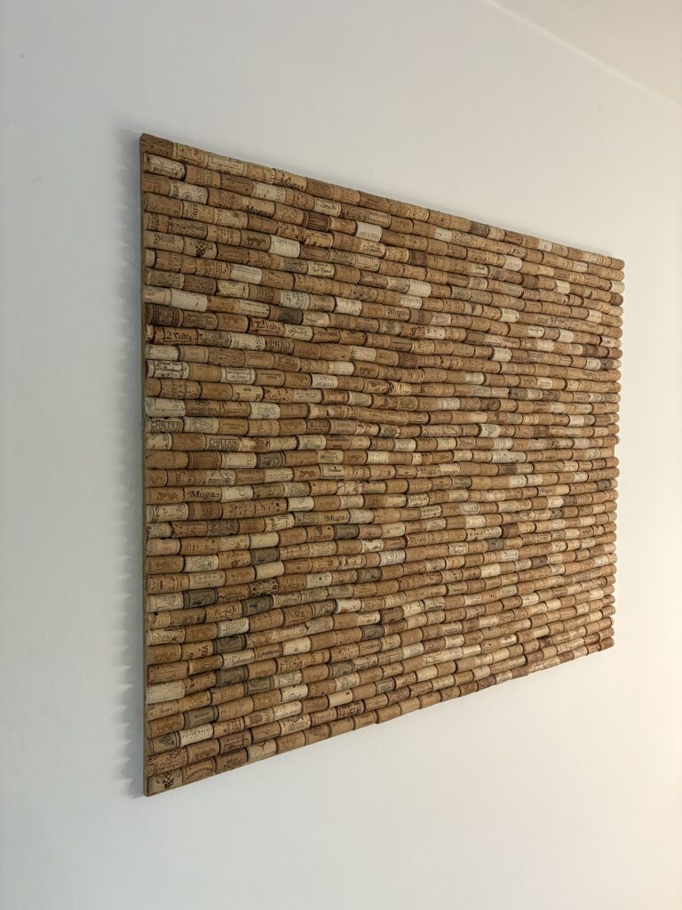 Upcycled opslagstavle af korkpropper